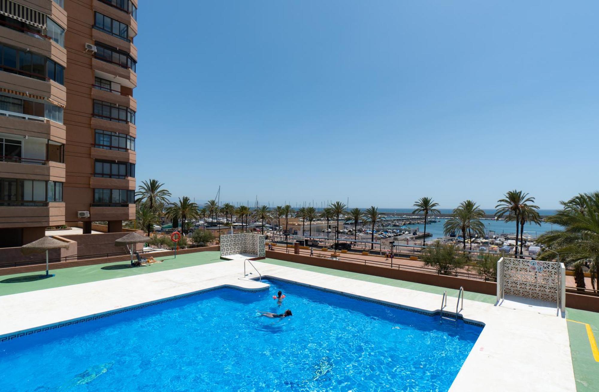 Sur Suites Palmeras 4 Fuengirola Ngoại thất bức ảnh